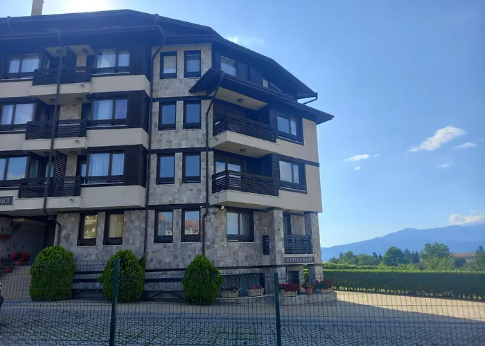 Seasons - Cozy Near Gondola & Mountain Views Apartman