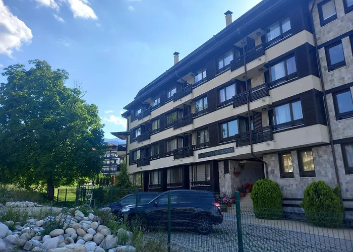 Seasons - Cozy Near Gondola & Mountain Views *