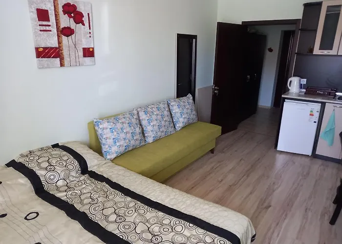 Apartman Seasons - Cozy Near Gondola & Mountain Views Banszko