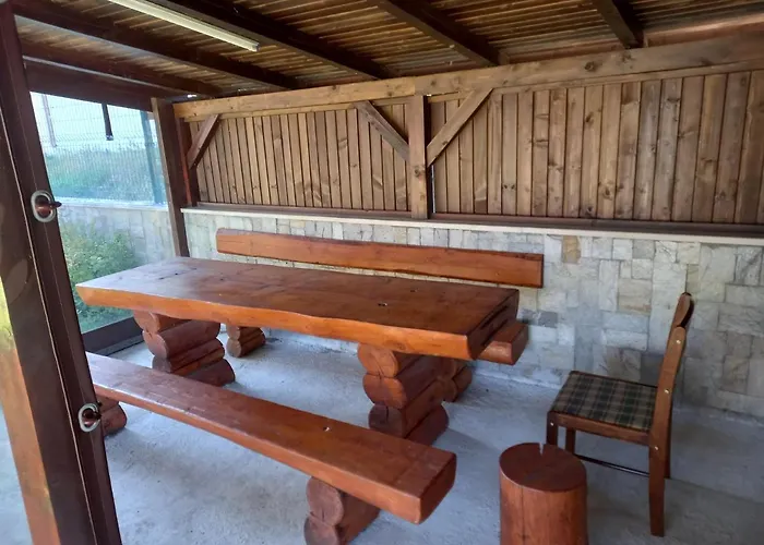 Seasons - Cozy Near Gondola & Mountain Views *