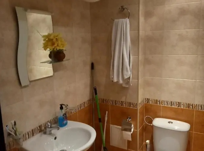 Seasons - Cozy Near Gondola & Mountain Views Apartman *